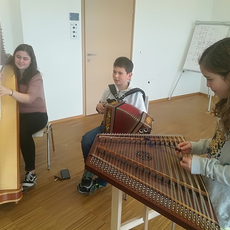 Geschwister Kronsteiner